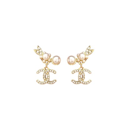 CHANEL CC PEARL EARRINGS CHANEL CC PEARL EARRINGS
